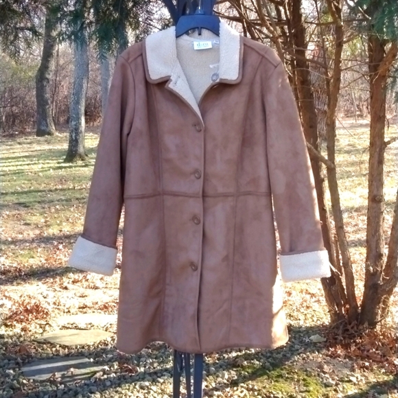 Denim & Company faux suede coat size medium